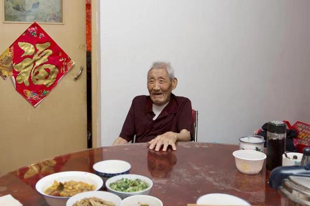 深化政企合作 优化营商环境——商务厅商会联络服务处领导赴吉林省闽商总商会调研指导